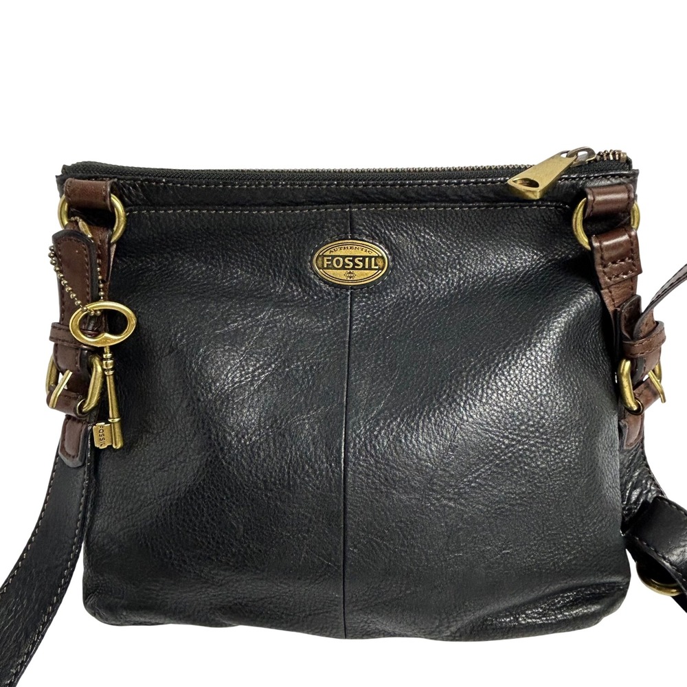 Fossil Vintage Black Leather Crossbody Bag Brown Trim Brass Key Y2K